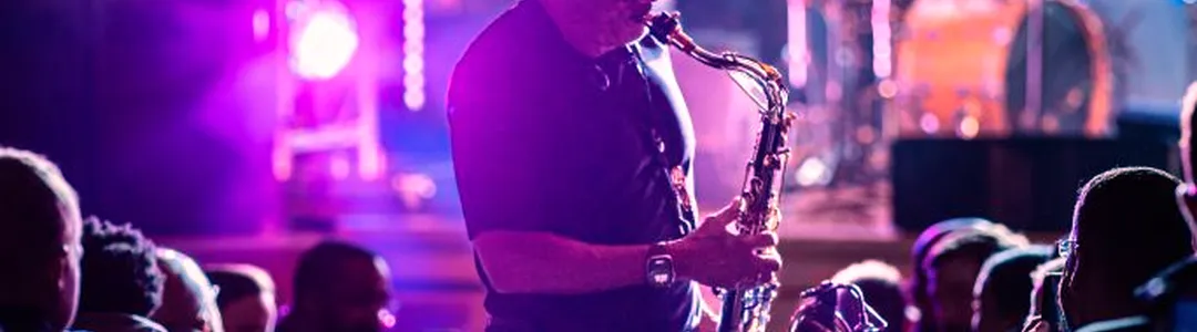 Kirk Whalum