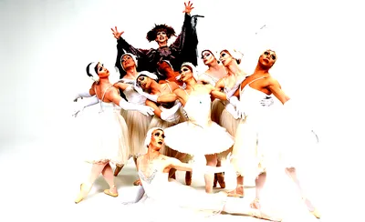 Les Ballets Trockadero De Monte Carlo