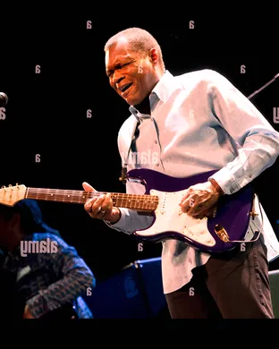 Robert Cray