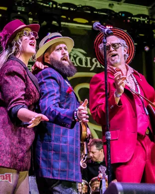 Squirrel Nut Zippers