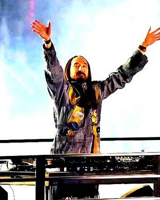 Steve Aoki