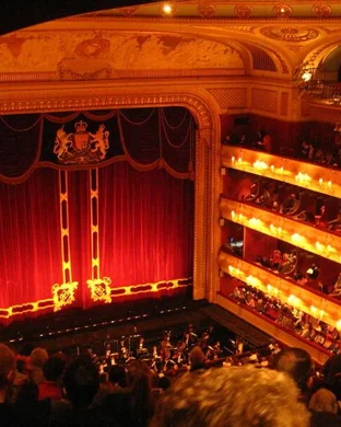 Pacific Opera Project: Zorro theatre performance